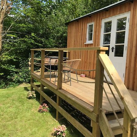 Shepherd'S Hut At Rosewood House Liskeard Extérieur photo